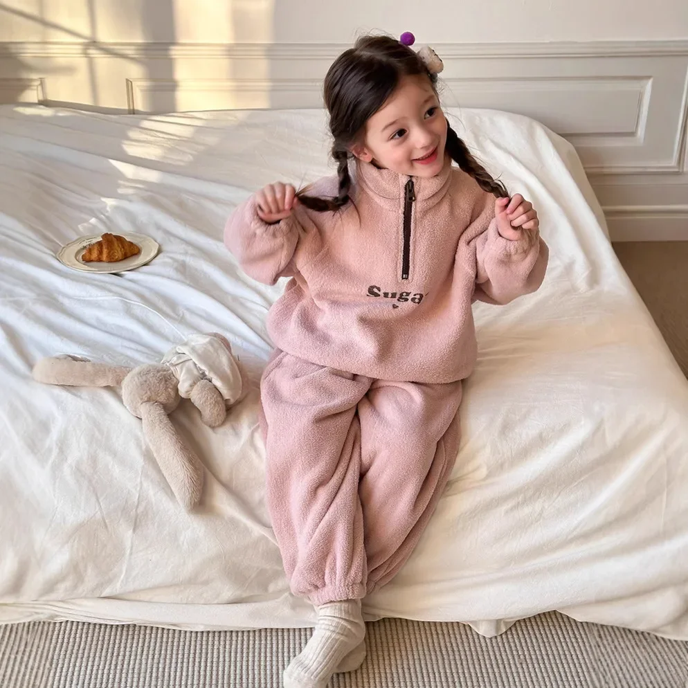 

2025 Winter Children's Thick and Velvet Comfortable Home Clothes for Men and Women, Milk Cake Velvet Warm Sleepwear Set