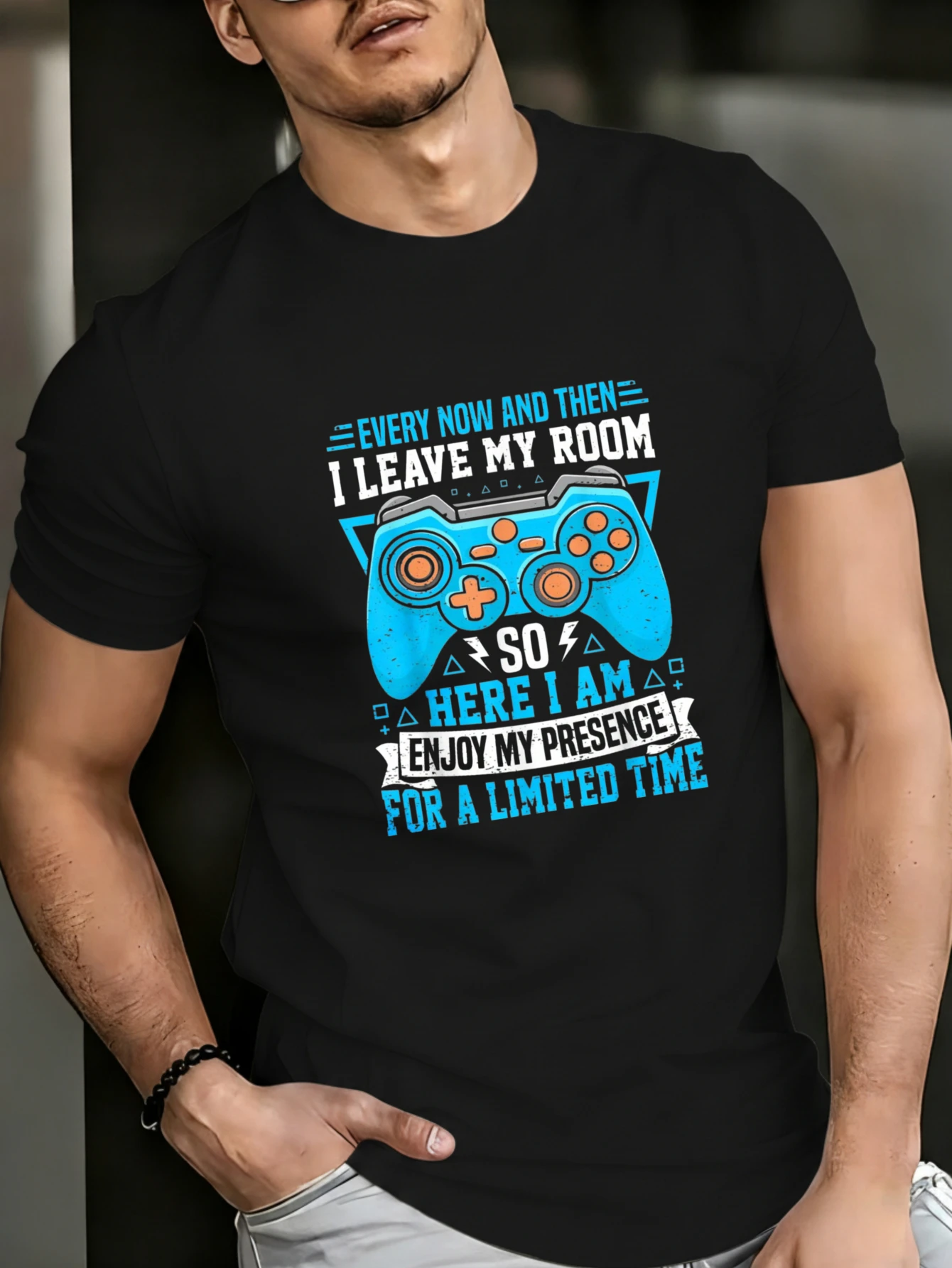 1PC JOOCAR Pas Besoin De Cheveux Avec Ce Corps De Reve T-shirt décontracté en coton toutes saisons, col rond, extensible, respirant, manches courtes, haut streetwear à imprimé lettres tendance, choix de cadeau idéal pour les fêtes