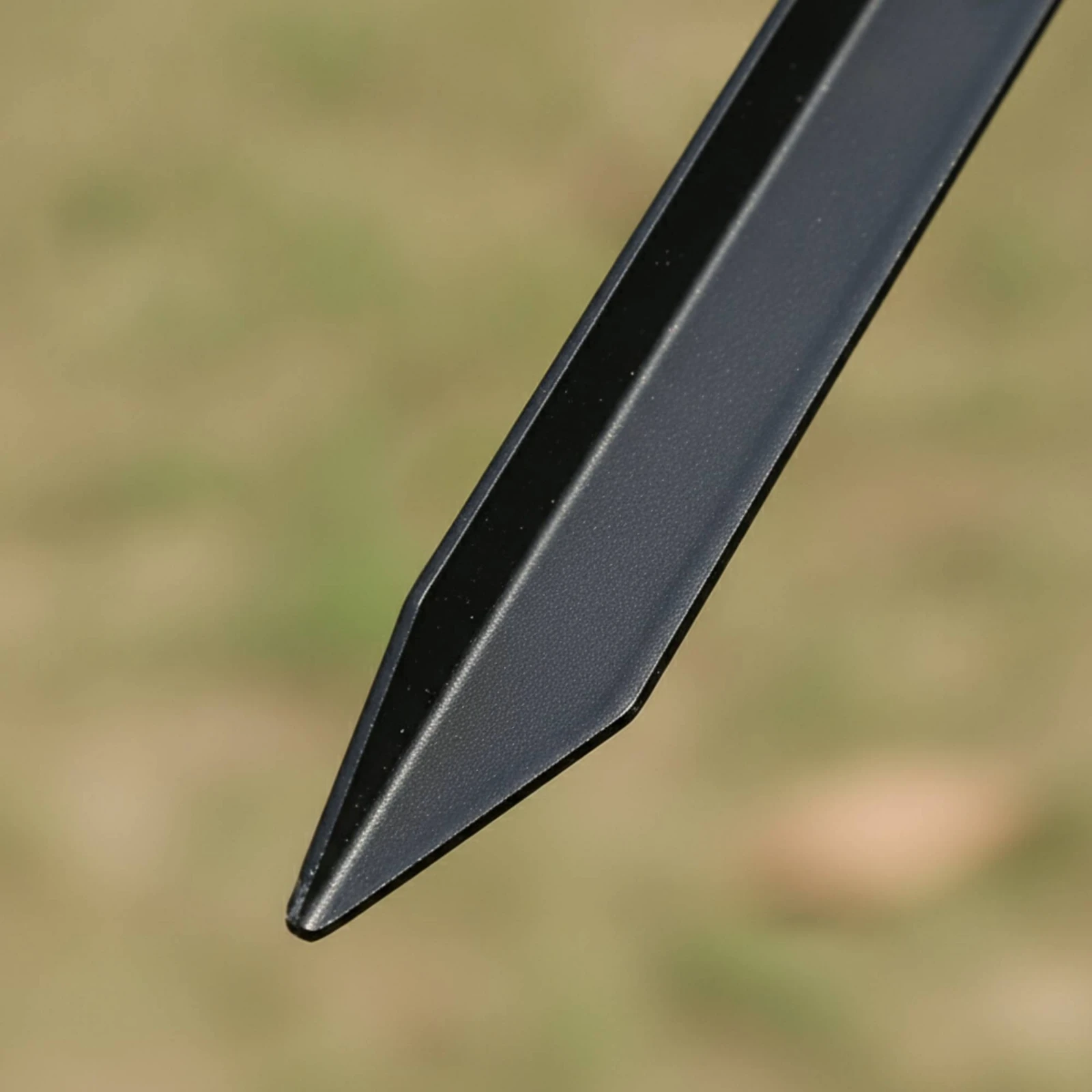 Carbon Steel Tent Stake Notched Ground Stake with Notches Triangular Ground Peg Long-Lasting Stakes Break-Resistant for Campers