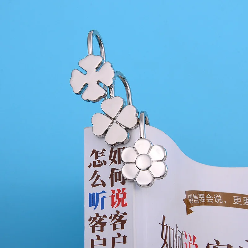 Three-dimensional metal book lucky four-leaf clover sign lucky grass flowers metal bookmarks Chinese style student teacher gift