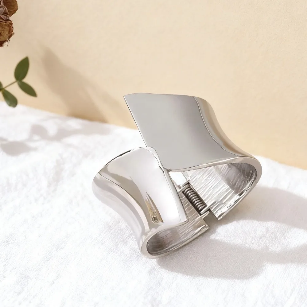 

Fashion Exaggerated Chunky Heavy Bracelet Goth Irregular Wide Open Bracelet Asymmetry Punk Fashion Punk Bangle Jewelry Gifts