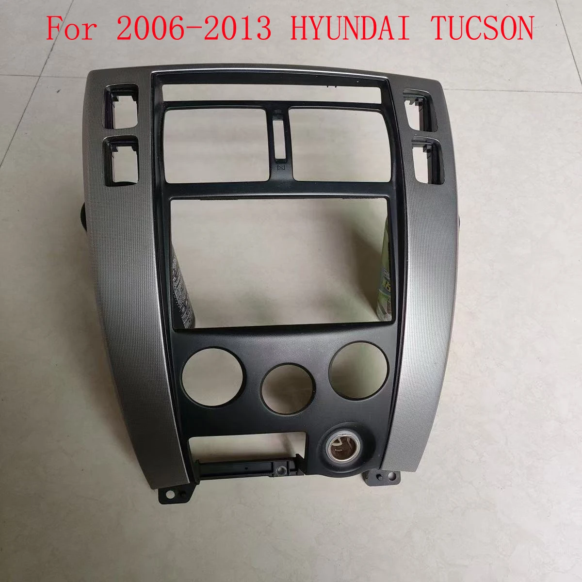 WQLSK Original car silvery panel frame central control CD frame for  Hyundai Tucson 2006-2013 Not brand new