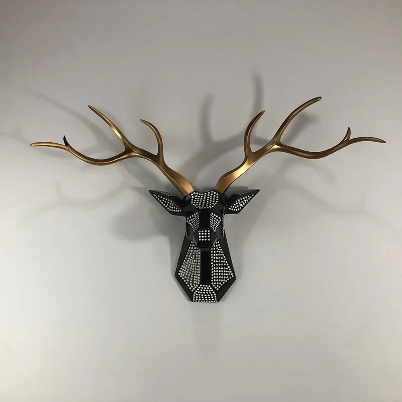 Retro high-end home villa folk restaurant living room entrance wall hanging decoration is unique deer head wall hanging