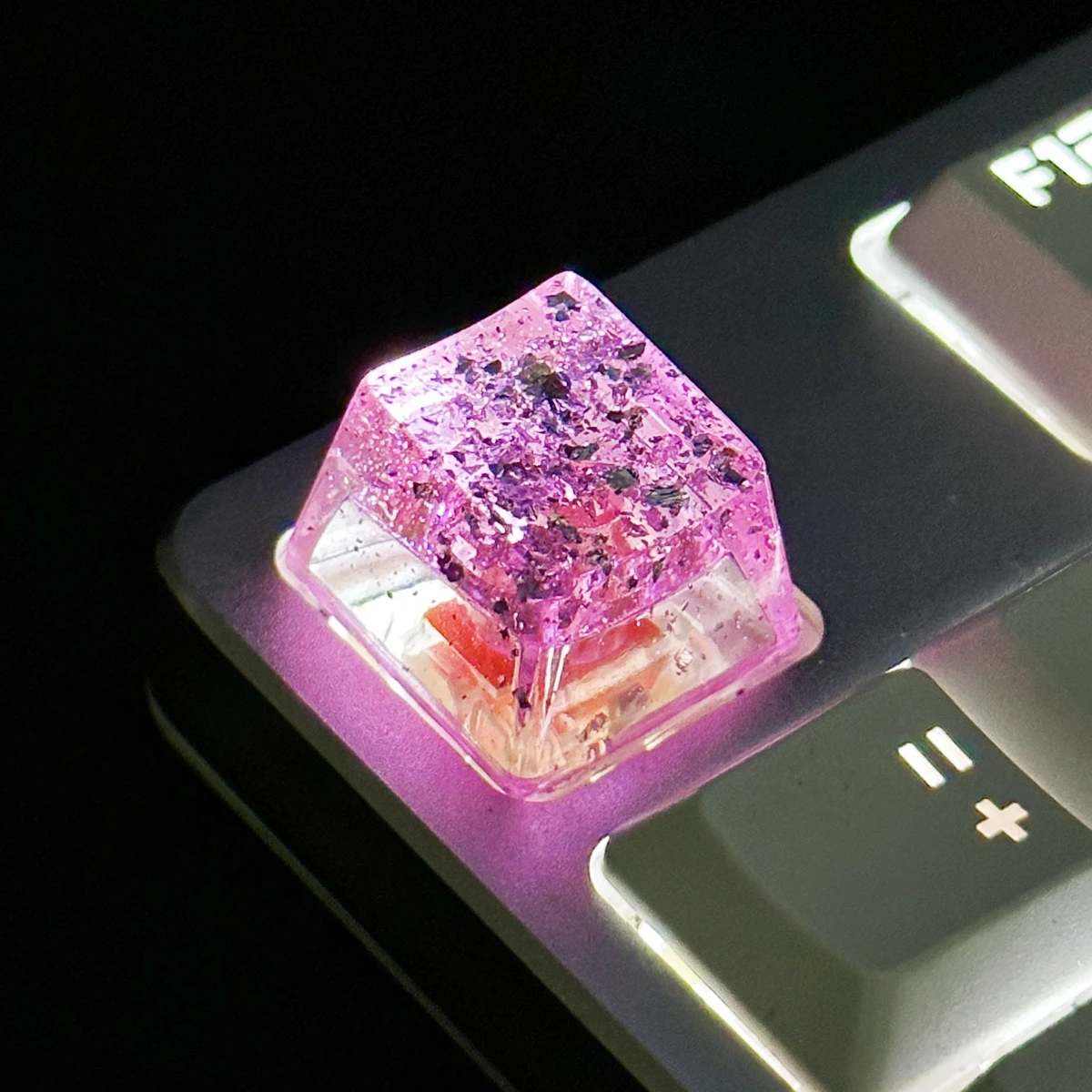 Resin Keycap Personalized Drip Ice Key Caps with Transparent Gold Foil And Silver Foil Cross Shaft for Mechanical Keyboard