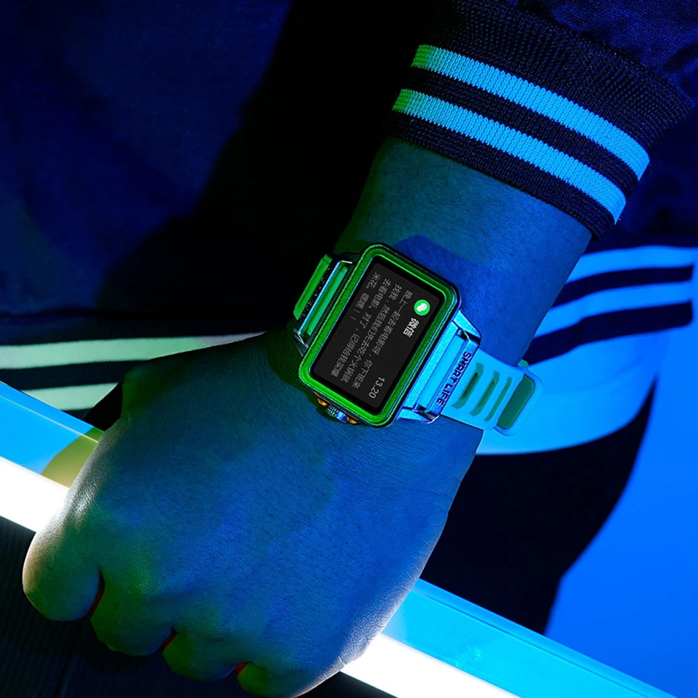 S666 الشباب نمط ساعة ذكية 1.57 "HD اللون عرض موضة الرياضة Smartwatch جهاز تعقب للياقة البدنية في الهواء الطلق بنيت في ساعة IC ساعة