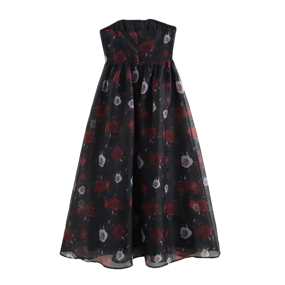   Sukienka maxi bez ramiączek dla kobiet na rok 2025, czarna podstawa z nadrukiem czerwonych i białych róż, zwiewna i elegancka, zapewniająca stylowy wygląd.