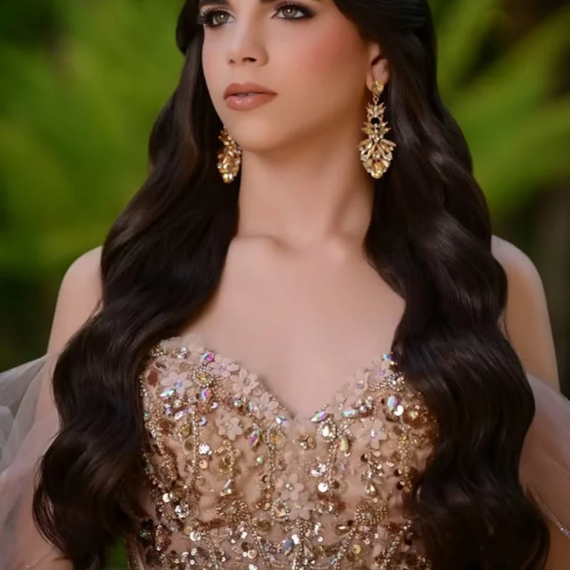 Sukienki Quinceanera na zamówienie, szampańskie, z odkrytymi ramionami, cekinowe aplikacje kryształowe, kokarda, długi tren, zdobione koralikami, Vestido 15 Quinceanera