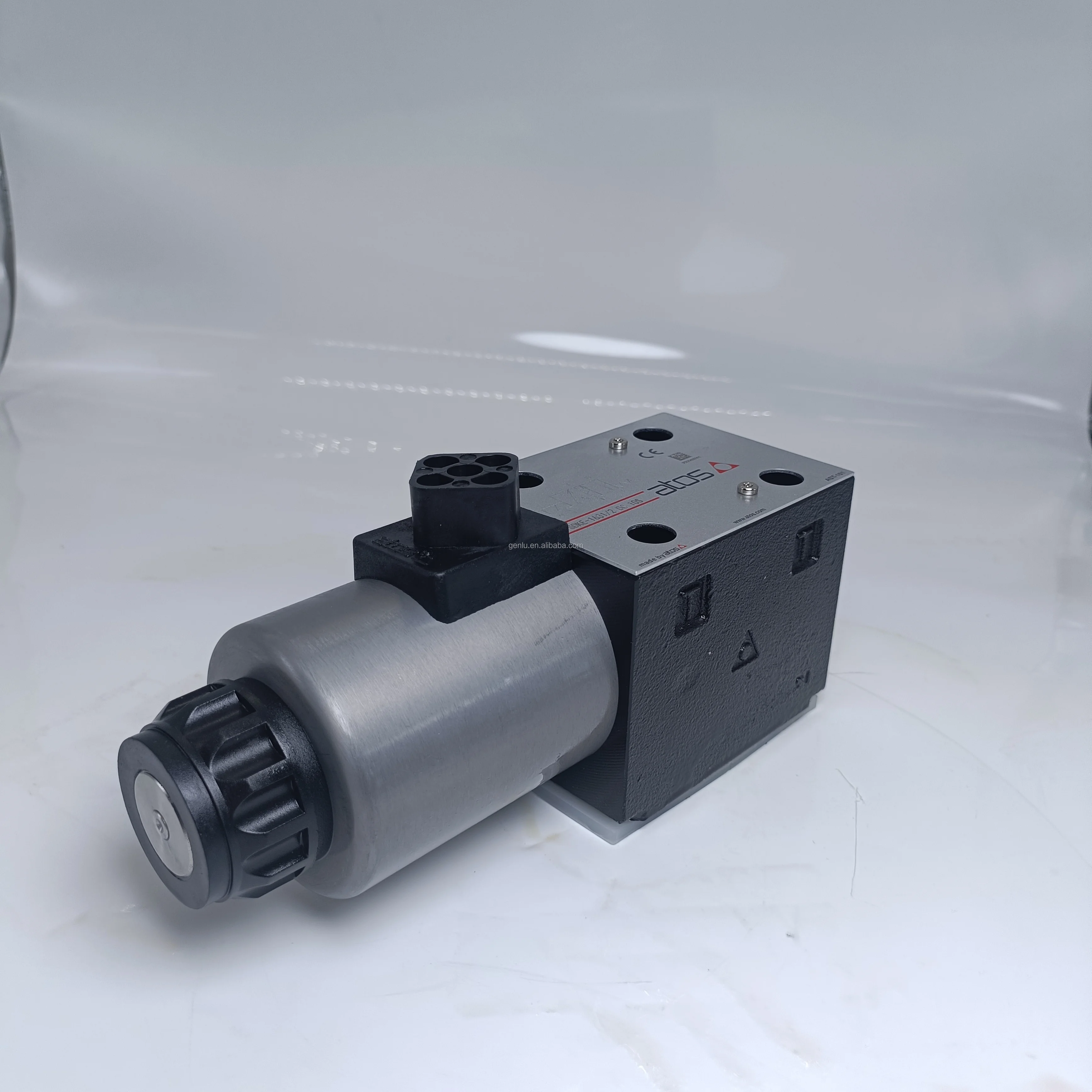 DKE SDKE Series Solenoid Directional Reversing Control Valve SDKE-1631 2 DC 10S SDKE-1634/2DC 10S Hydraulic Relief Valv