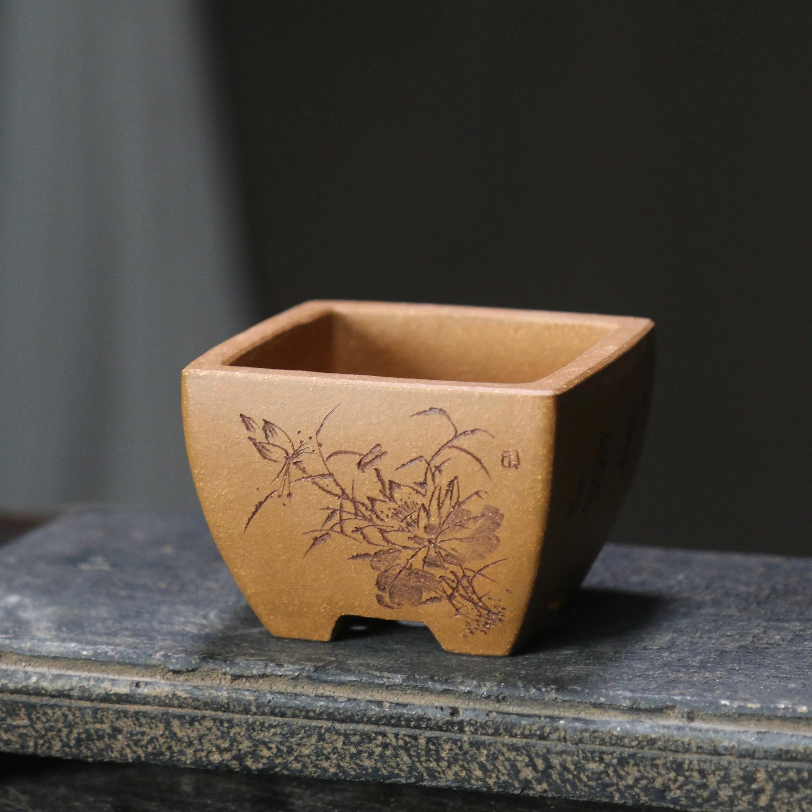 Ceramic Square Carved Pottery Bonsai Pot, Traditional Chinese Pattern, Cubicles, Desk, Office Table, Garden Decoration