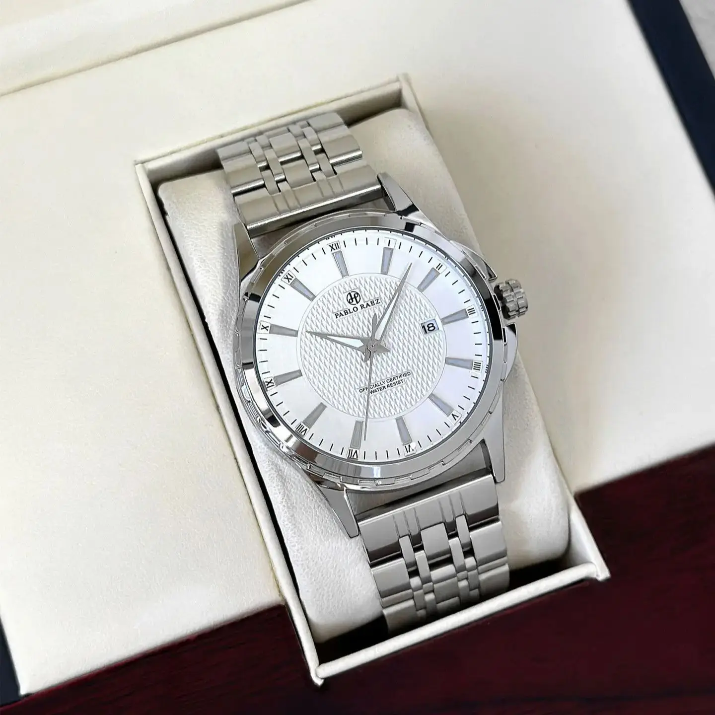 Fashionable Men's Watches Casual Business Waterproof Calendar Stainless Steel Quartz Watches Clocks Tool Gift