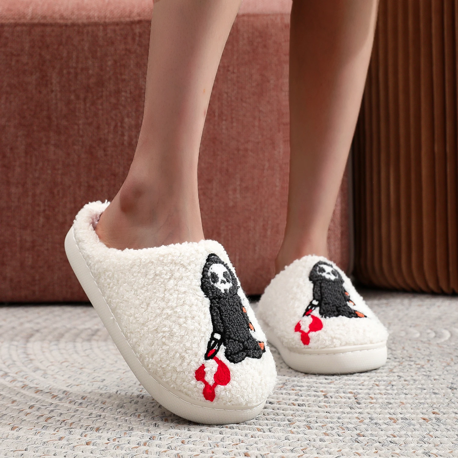 Skull Ghost Pattern Personality Dark Style Embroidery stuffed Home Platform Cozy Fur Cotton Slippers Warm Non-slip Indoor Slippers Men Women