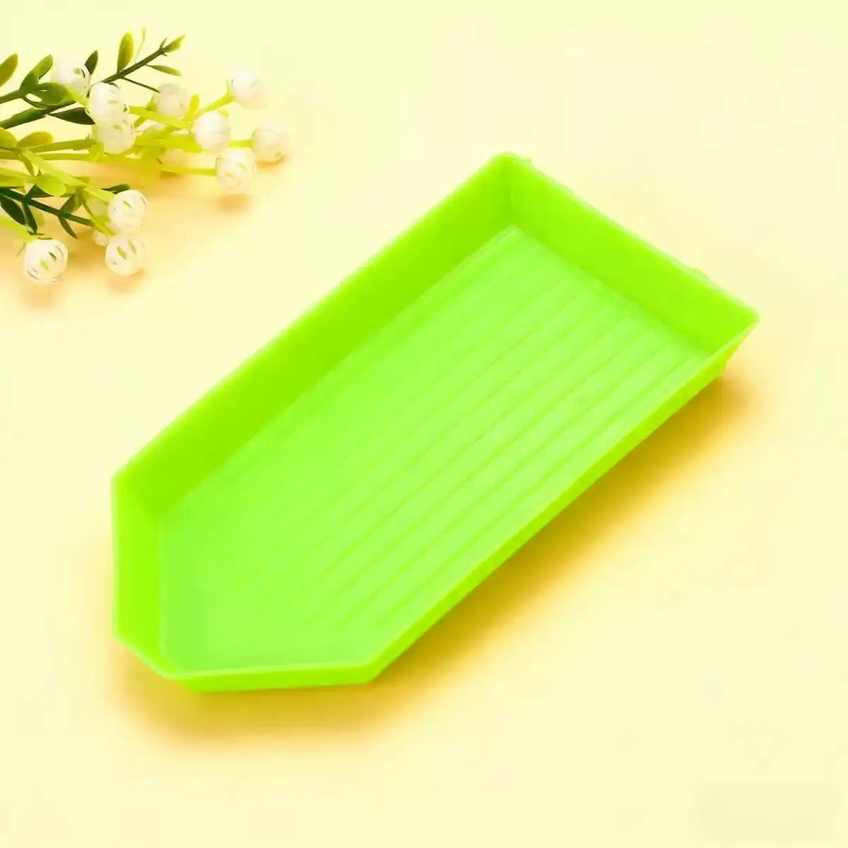 4pcs Green Diamond Painting Tray, DIY Rhinestone Bead Sorting Plate, Simple Diamond Art Tool for Crafts