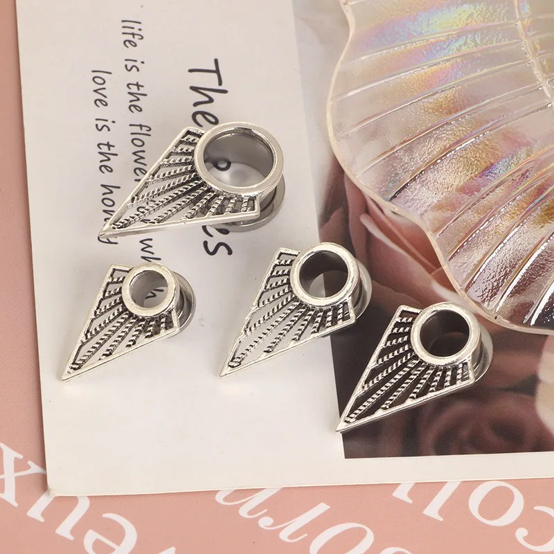 1 Pair Triangular Cone Stainless Steel Hollow Ear Ear Expansion Body Piercing Accessory