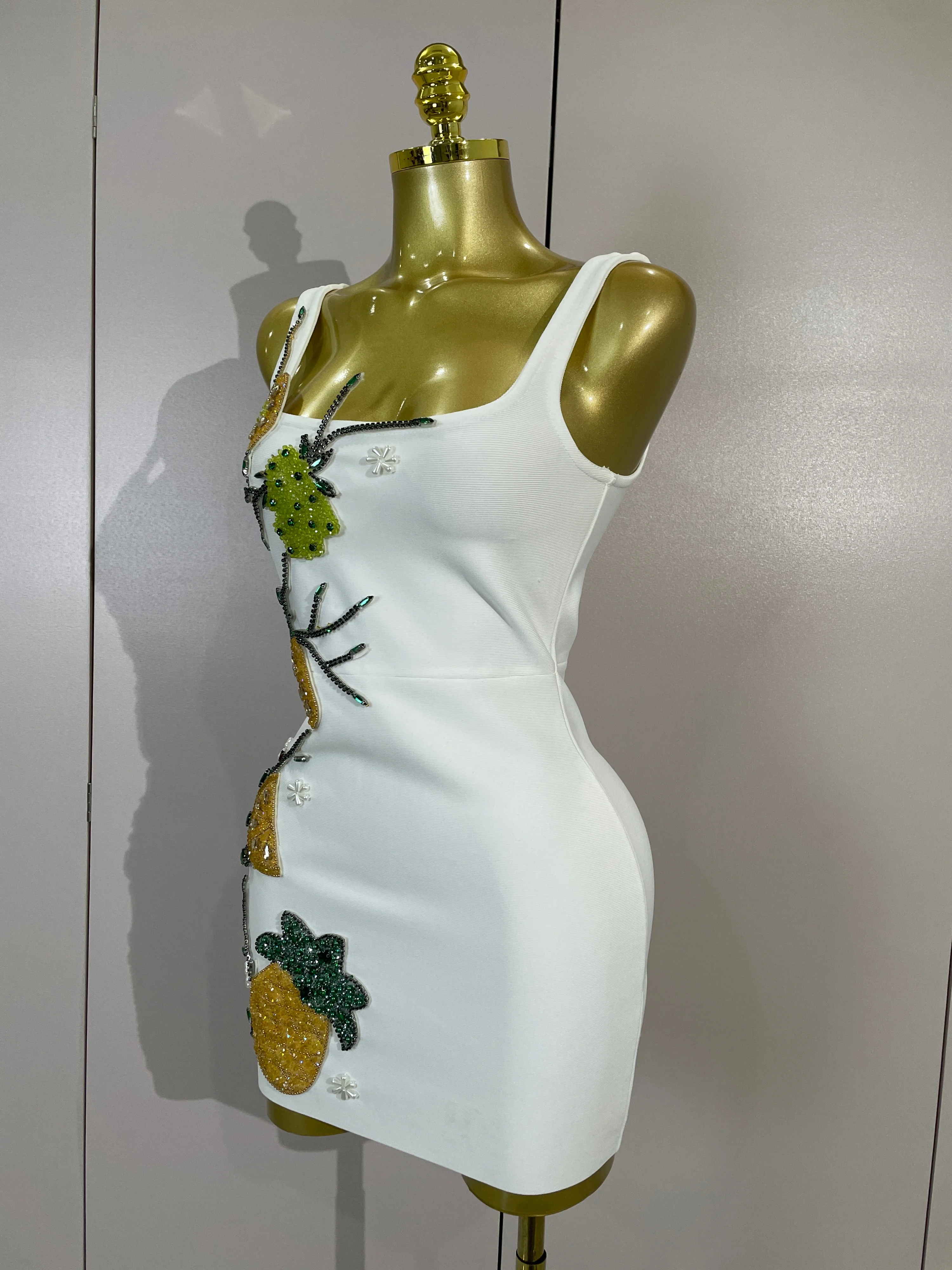 Elegant Colorful Pineapple Floral Beaded Sleeveless White Bandage Mini Dress Women Eveing Party Cocktail Prom Night Club Dresses
