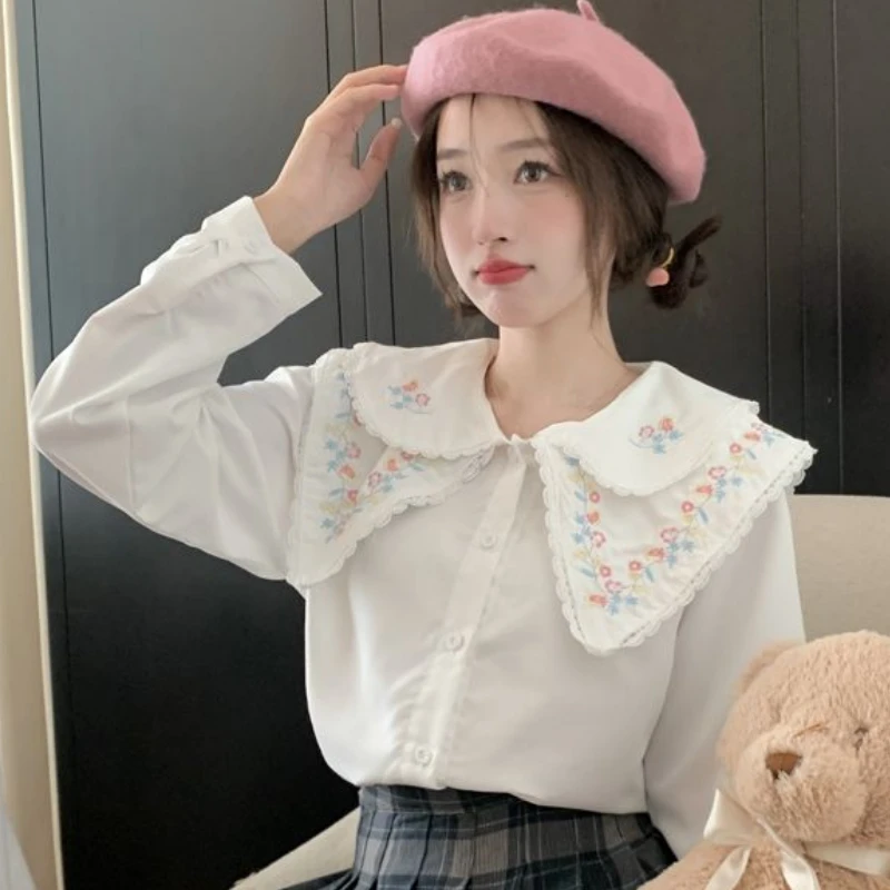 Japanese Sweet Lolita Shirt White Flower Embroidered Doll Collar Blouses Spring Autumn Mori Girl Kawaii Long Sleeve Lolita Tops