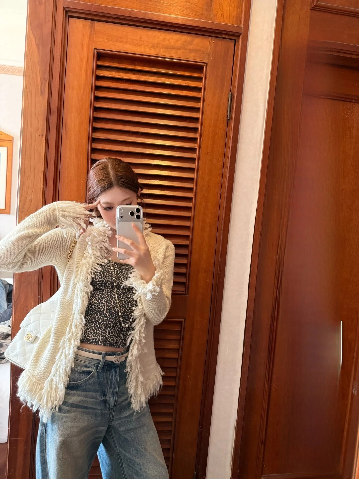 

Стильный ретро-кардиган с бахромой, белый, вязаный, с длинными рукавами, женский, открытый, верхняя одежда, серия Tomato Hero Wave Girl