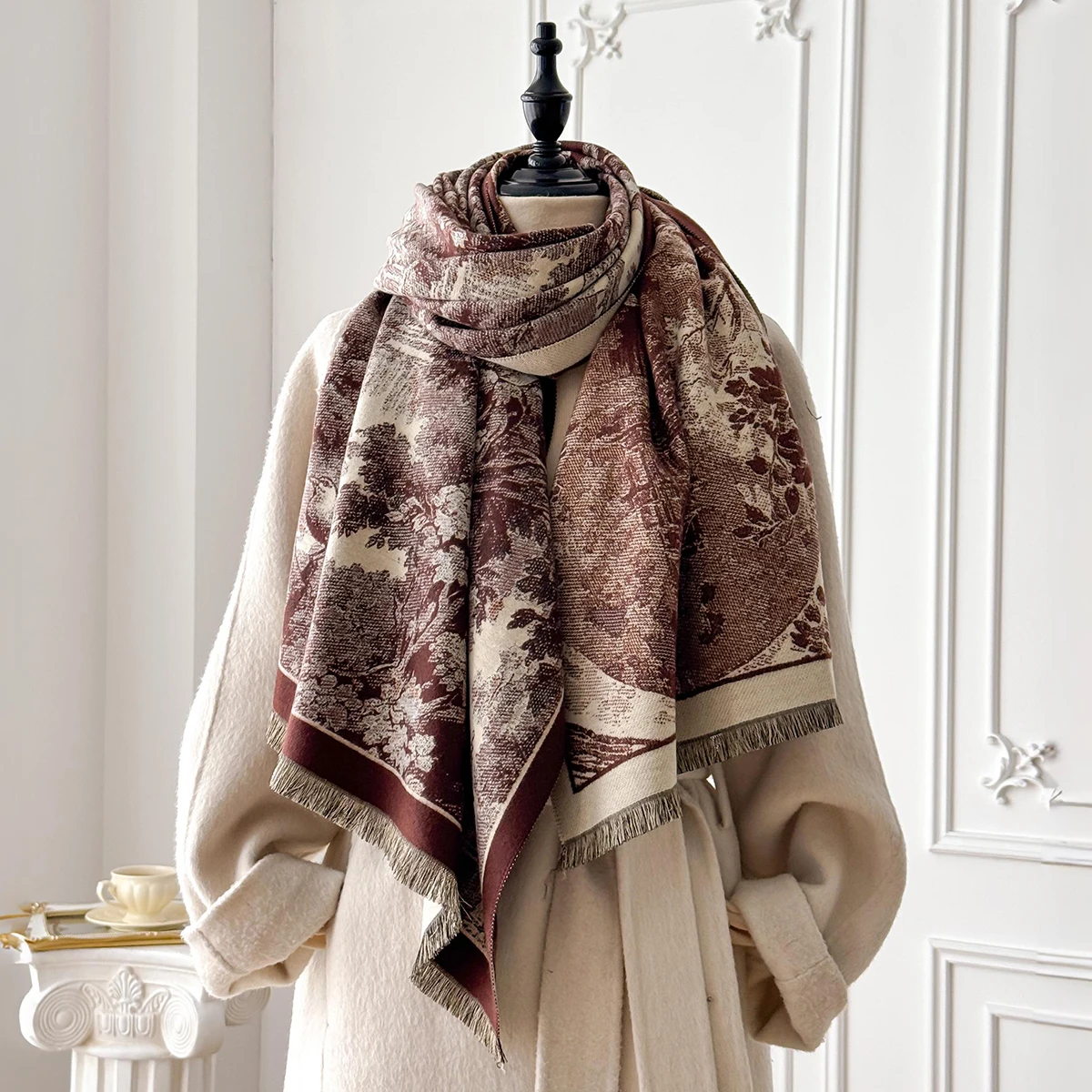 Eleganter Damen-Kaschmirschal im Retro-Stil mit doppelseitigem Landschaftsdruck, Winter-warmer Pashmina-Schal, Foulard-Poncho – Detail 19