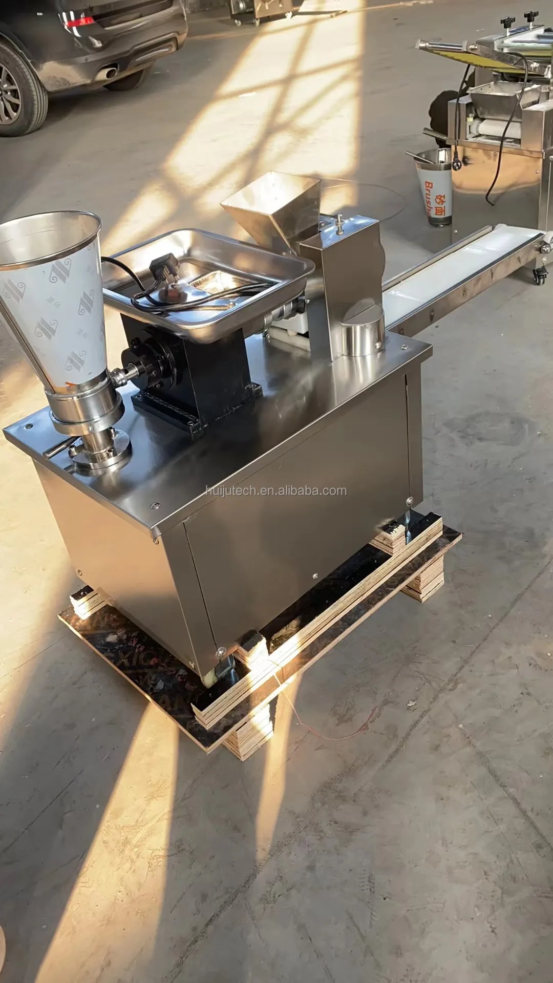 Grain product Making Machine Automatic Dumpling Gyoza Machine/Russia Ravioli/Pierogi/Pelmeni/Empanada Samosa Machine HJ-JZ80