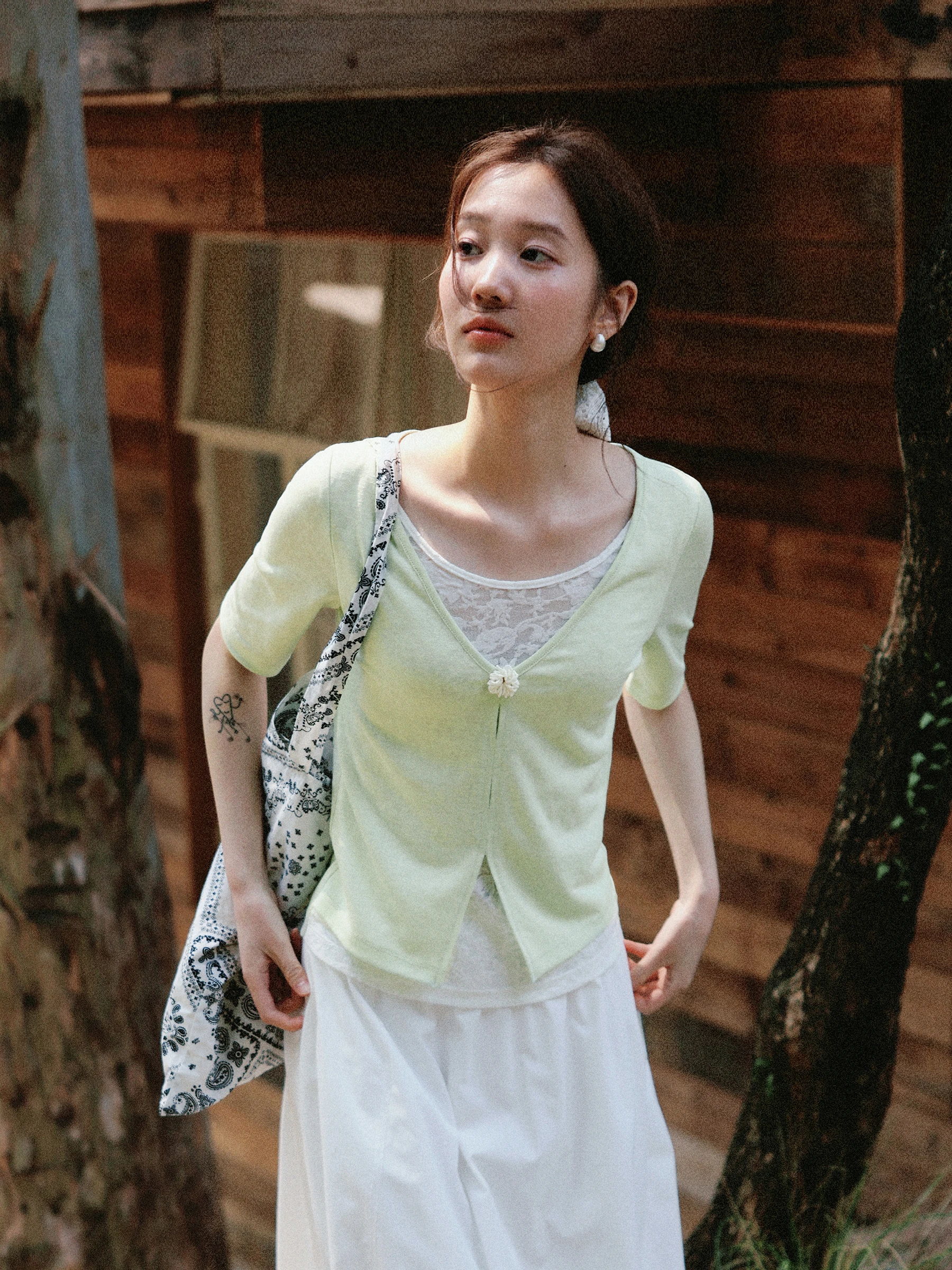 

MUNNS RUIXI Summer Silent Mint Green V-neck Short Sleeve Knitted Lace Hollow out Top Soft Comfortable Breathable Women's T-shirt