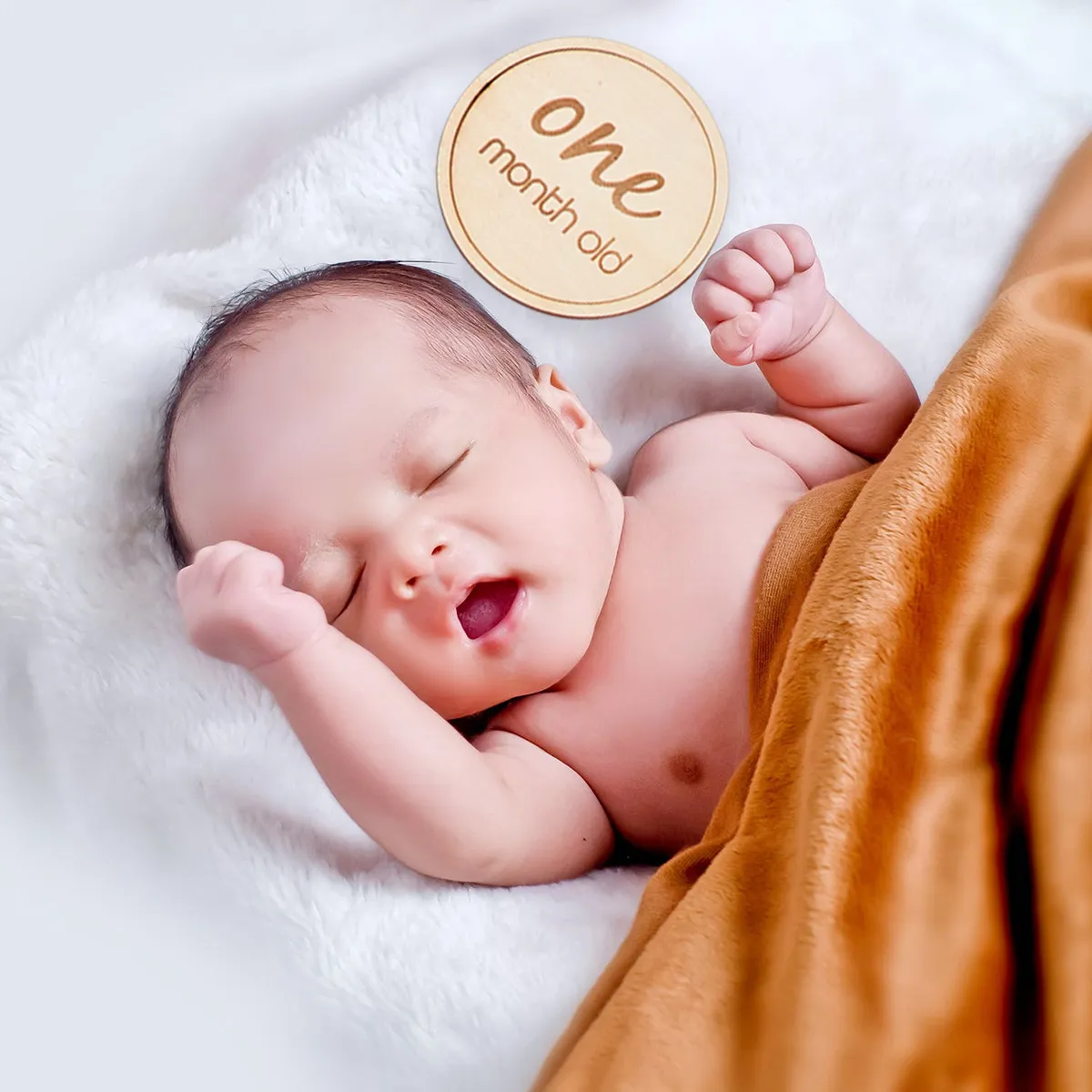 12Pcs Baby Monthly Wooden Milestone Cards Creative Infant Birthday Photography Props Growth Commemorate Keepsake