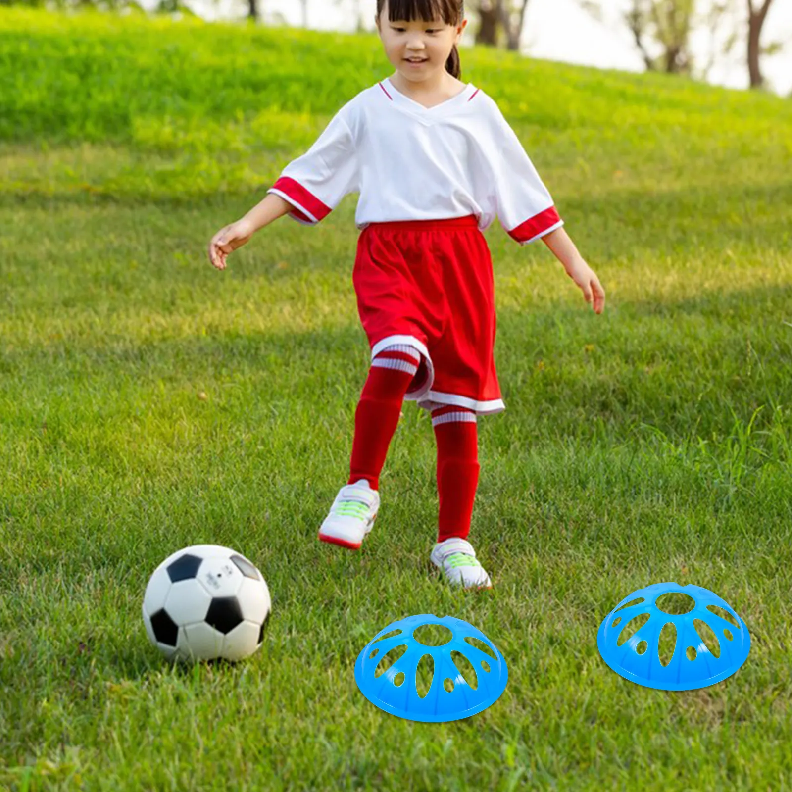 4Pcs Heavy Duty Soccer Training Cones Pe Plastic Non Fade Bright Color Outdoor Sports Cones for Football Taekwondo Agility