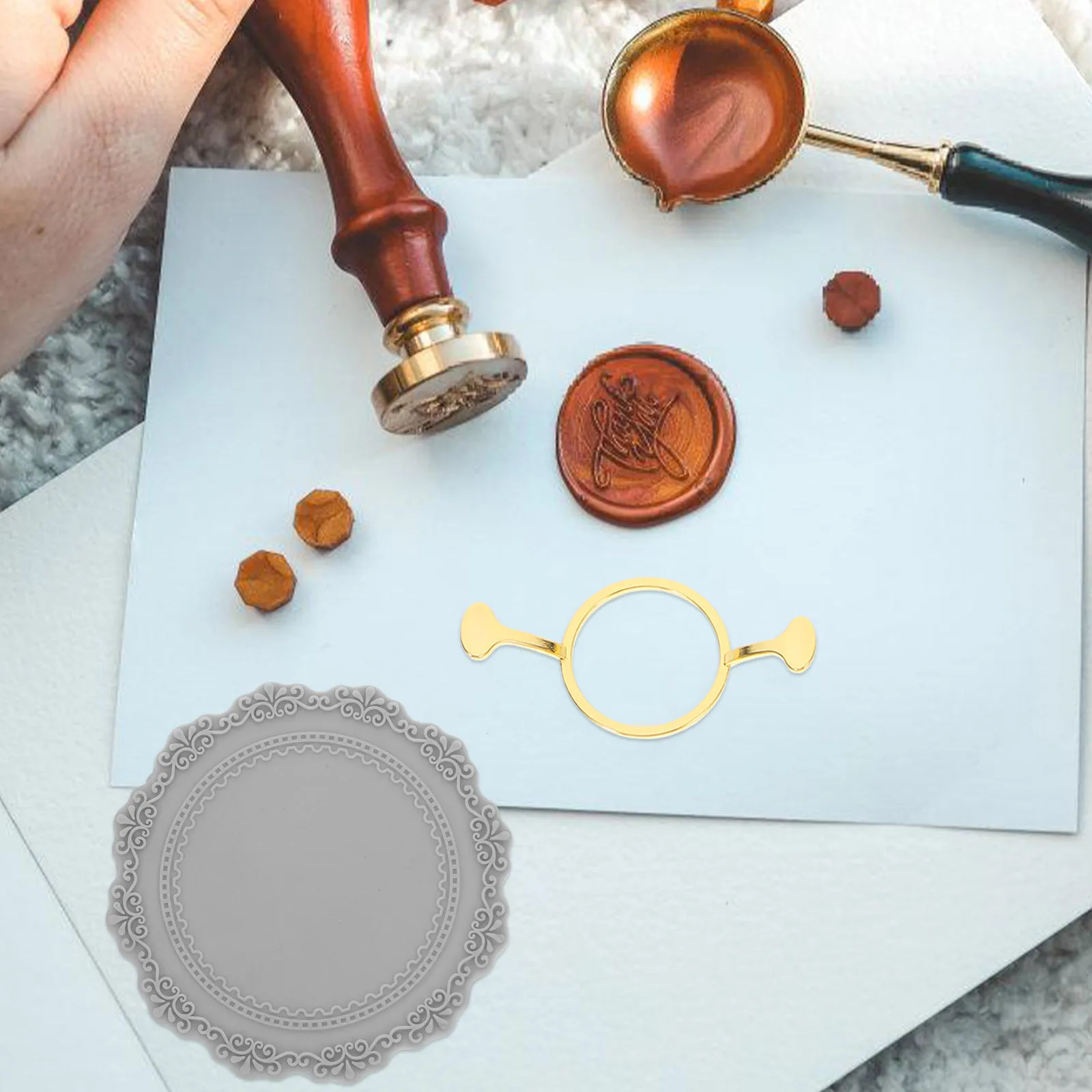 

1 set 1 Set Wax Seal Mold Kit Round Flower Shape Metal Stamp For Envelope Card Invitation Wedding Craft Projects Sealing Wax Kit