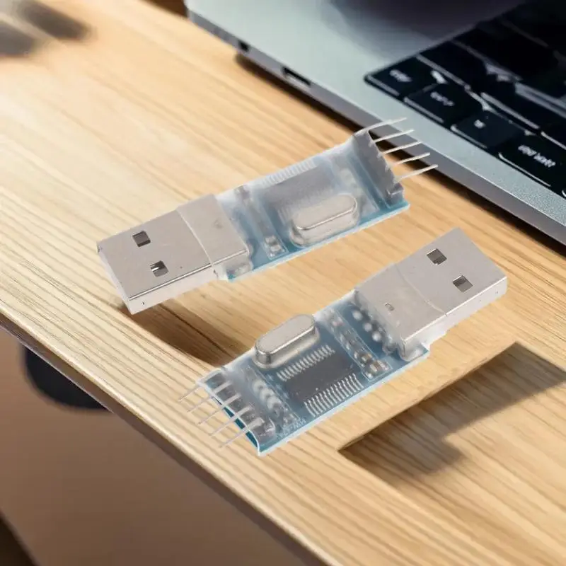 Konwerter mikrokontrolera do szczotkowych silników: Moduł adaptera USB-TTL PL2303HX 3.3V 5V