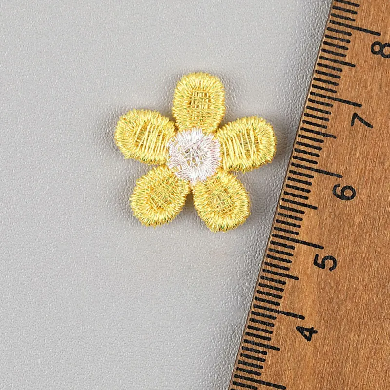 60 Stück bunte Sonnenblumen-Applikationen zum Aufnähen, ideal für DIY-Projekte, Kinder-Haarspangen, Accessoires, Kleidung, Hüte und Schuhverzierungen. – Detail 4