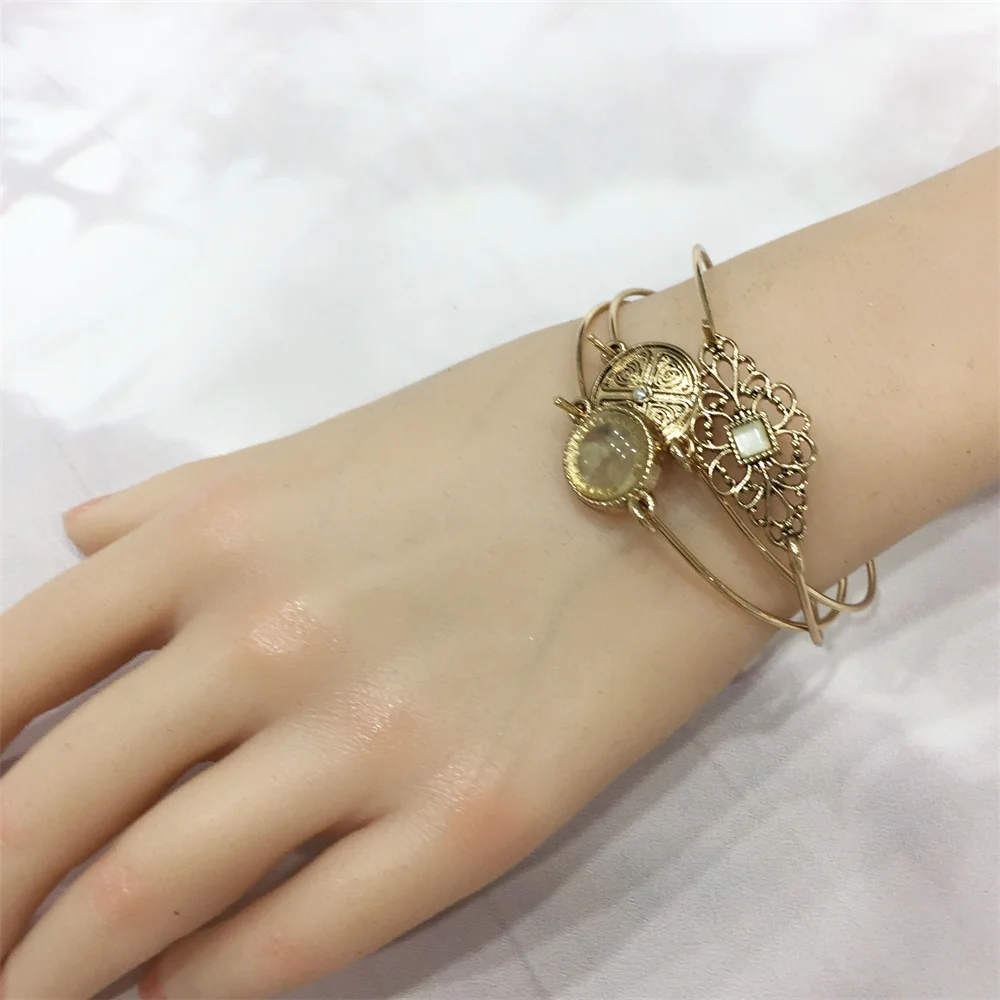 New Arrivals Antique Gold Color Light Beige Round Stone Textred Disc 3Pcs Bangle Pack For Women Girl Classic Vintage Jewelry