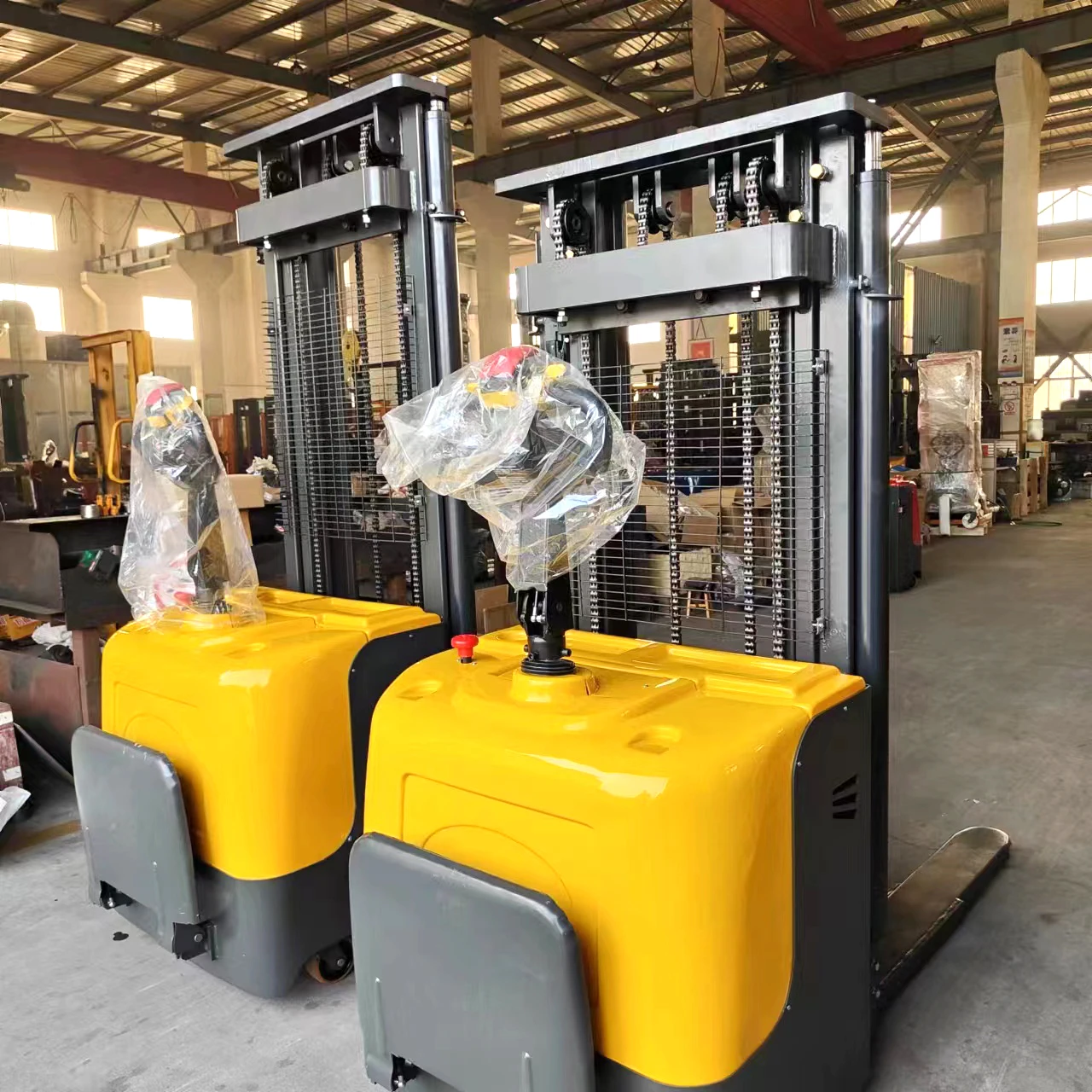 Lifting Stacker 1 Ton 1.5 Ton 500 Kg Semi Electric Full Electric Pallet Stacker Compact Portable Forklift With Single Mast