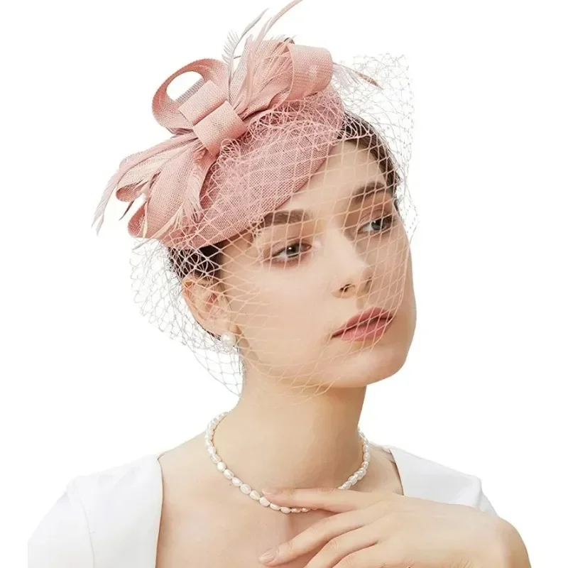 

Pink Feather Retro Top Hat Bride Celebrity Fashionable and Noble temperament Evening Jockey Club Dress Qipao Headpiece