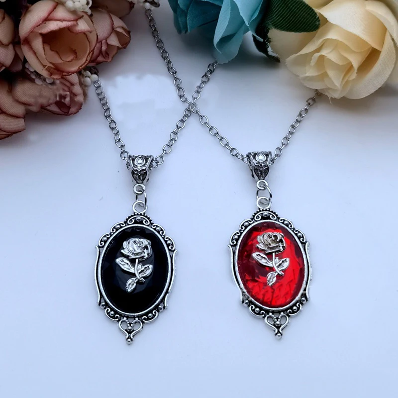 Vintage Gothic Halloween Necklace for Women Creative Red Moon Pendant Necklace Metal Chain Punk Necklace Jewelry for Halloween