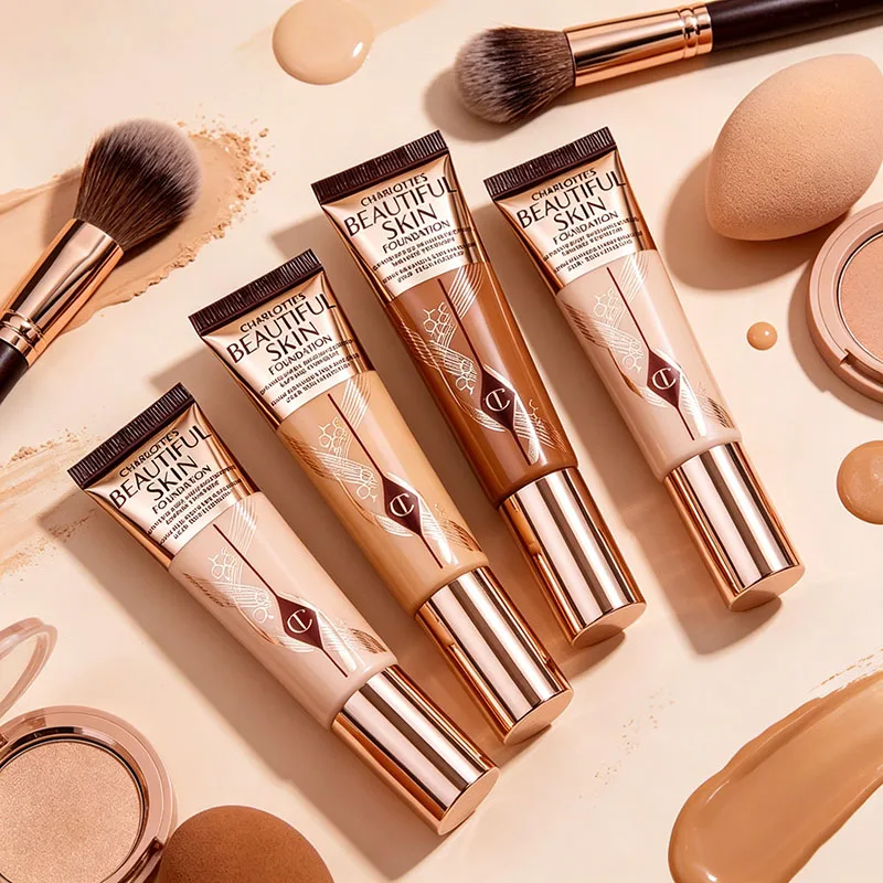 

Набор для макияжа CT: 30 мл жидкой тональной основы Soft Light Essence, стойкая, не скатывается, увлажняющая, компактная пудра для лица.