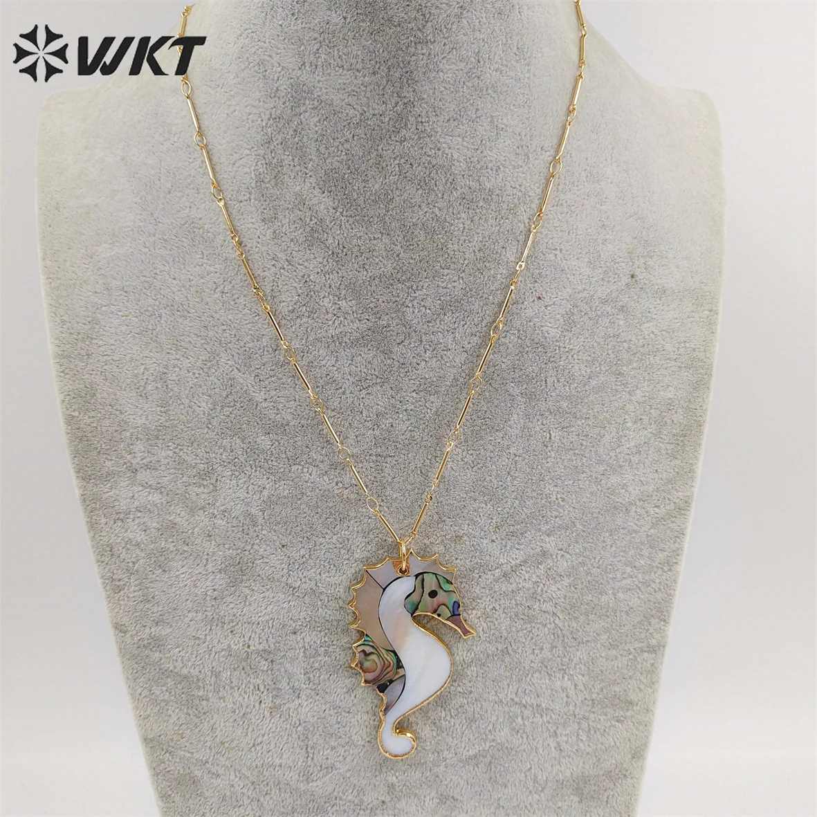 WT-N1069 Wholesale Natural sea horse shell Necklace bar-link Gold Chain Necklace Jewelry natural abalone sea horse shell horses