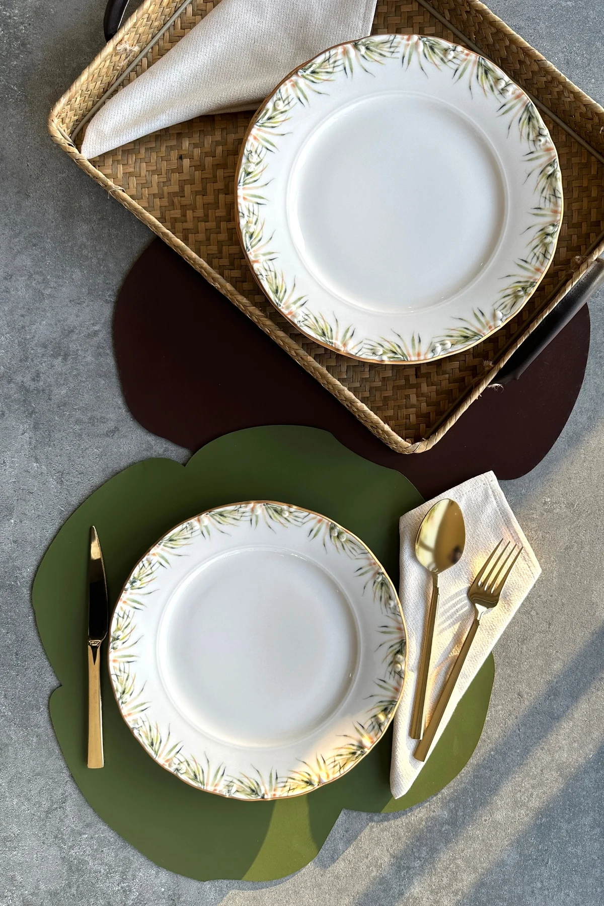 Arizona Matte Gold Gilded 25 Cm Porcelain Green Floral Serving Plate Set for 6 Persons