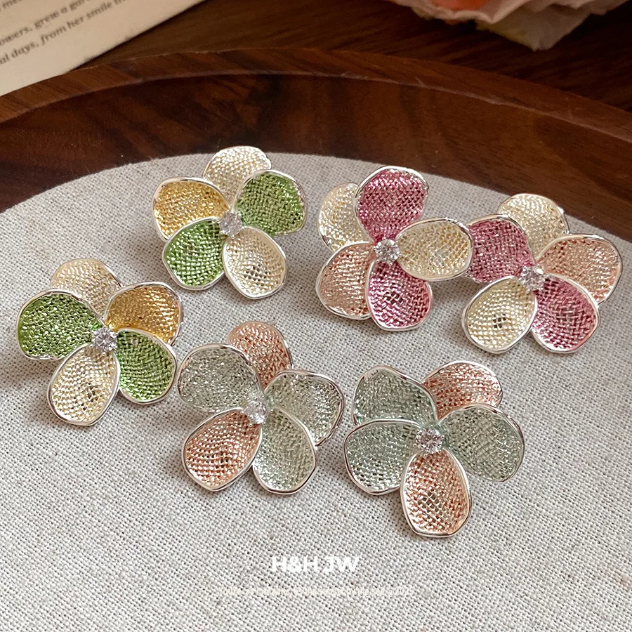 

Wholesale Silver Needle Zircon Colored Flower Earrings Exquisite Luxury Earrings Jewelry Gifts