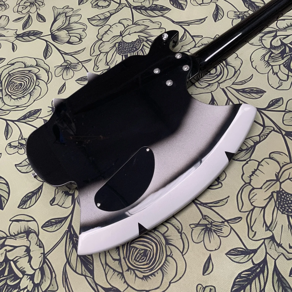 4-string electric bass guitar, with a rich, full-bodied mahogany body guitars ,and left-handed friendly design guitarra view 6