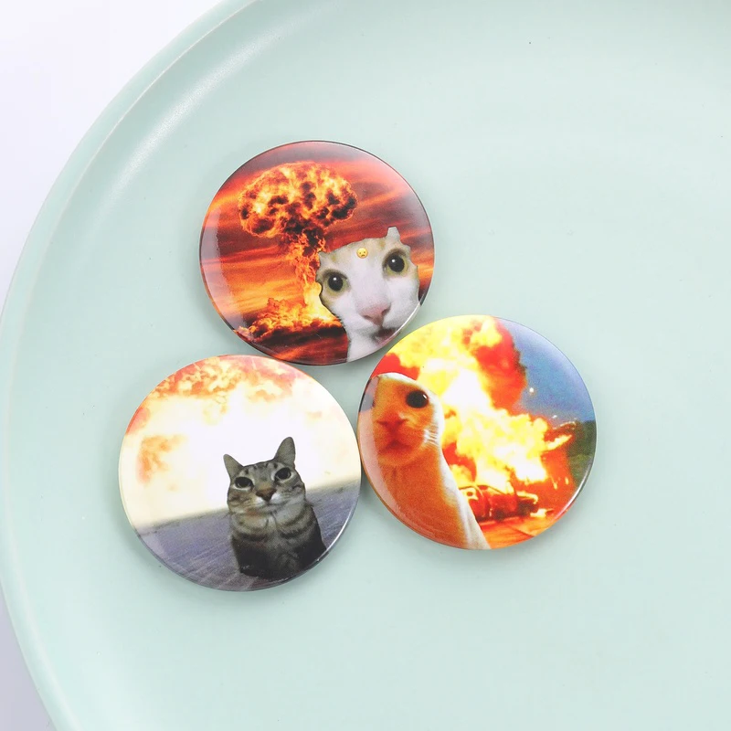 Exploding Cat Meme Tinplate Soft Button Pin Humor Cute Mushroom Cloud Car Explosion Brooch Lapel Badge Jewelry Gift for Friends