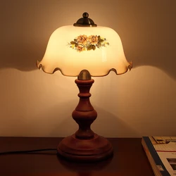 Desk Light Retro Rural Table Lamp for Bedroom Bedside Creative Solid Wood Glass Reading Desk Lampe De Table Design Decoration