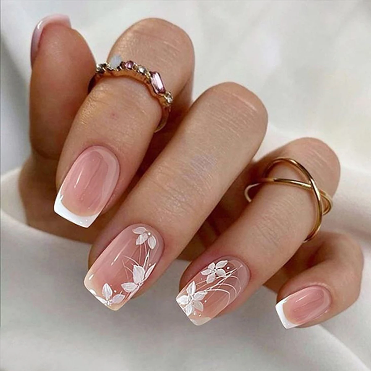 24 pieces of French minimalist gradient pressed flower nails, fashionable style wearable nails, paired with jelly and nail files