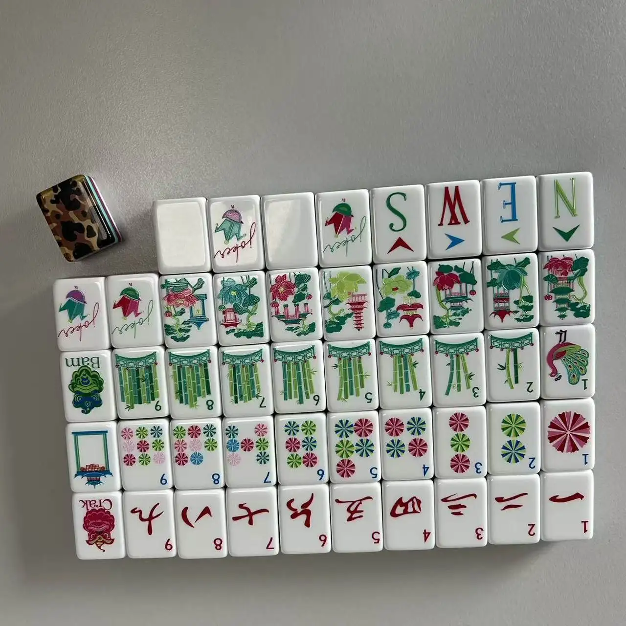 Turtle Pattern Mahjong, 4-Player Entertainment Puzzle Game, Acrylic Chess and Card Set, Traditional Chinese Game view 4