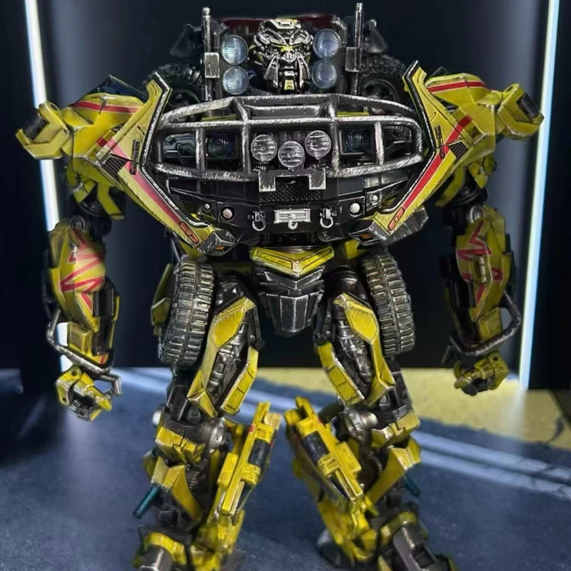 

Transformation Toy T-11 Extra Large Version Ratchet Movable Alloy Robot Off-road Vehicle Model 100% Original Box Collection