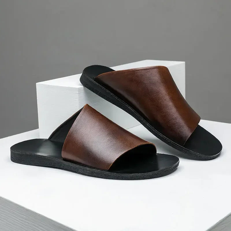 Pantoufles d'été confortables pour hommes, tongs de plage de jardin, cuir véritable, chaussures d'intérieur et d'extérieur, mode de luxe, haute qualité