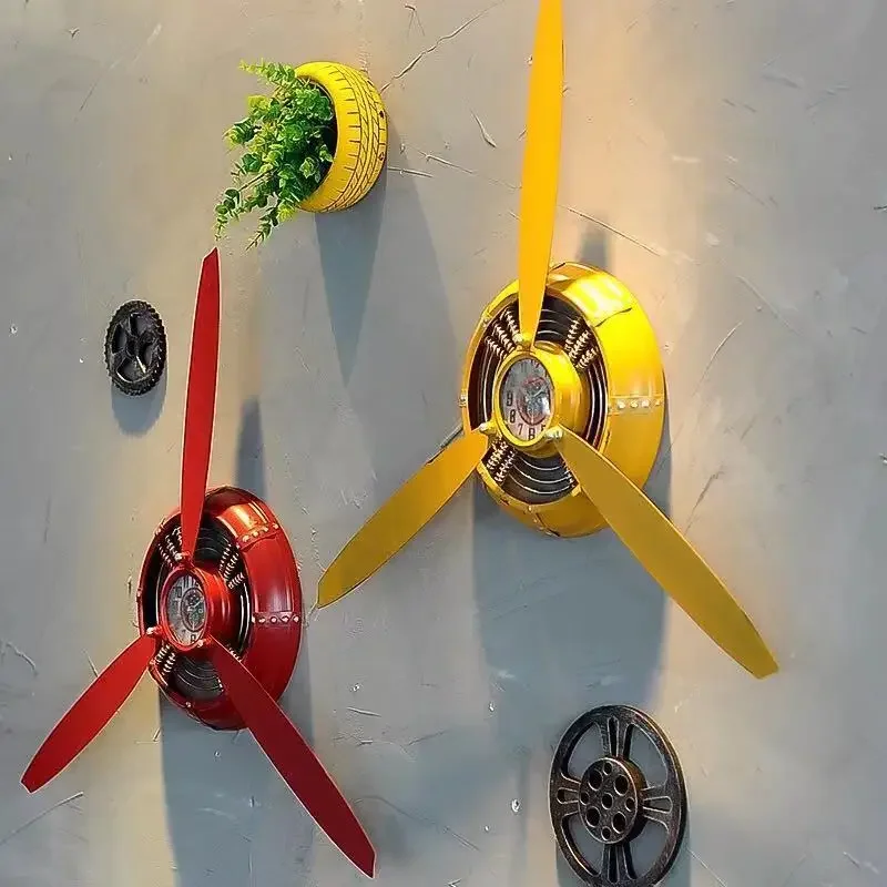 Retro Industrial Style Clock Aircraft Propeller Wrought Iron Art Wall Hanging Decoration Bar Internet Cafe Wall Decor Bronze