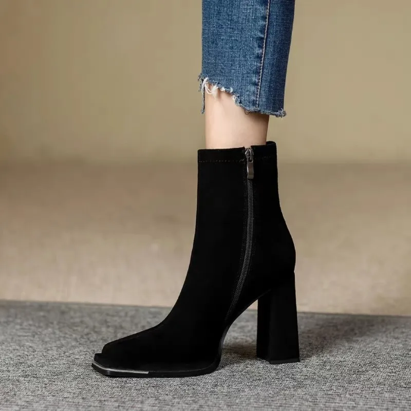 Luxury Women Boots Fashion Square Head Patent Leather Boots Side Zipper Ankle Boots for Women Suede Leather High Heel Boot Botas