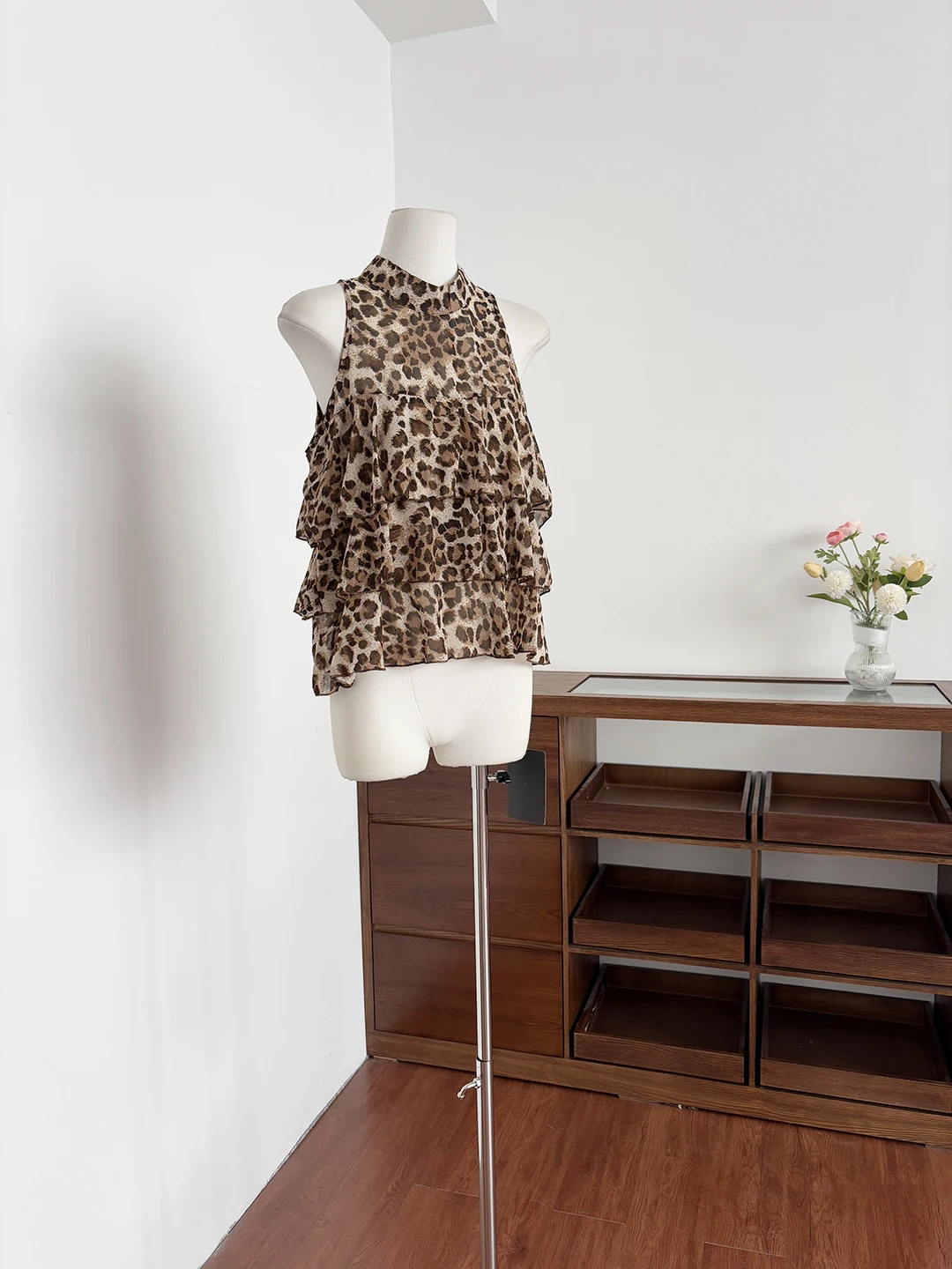 Slimming Leopard Print Neck Hanging Vest Women Summer Bell Sleeveless Top American Style Casual Loose Polyester Fiber