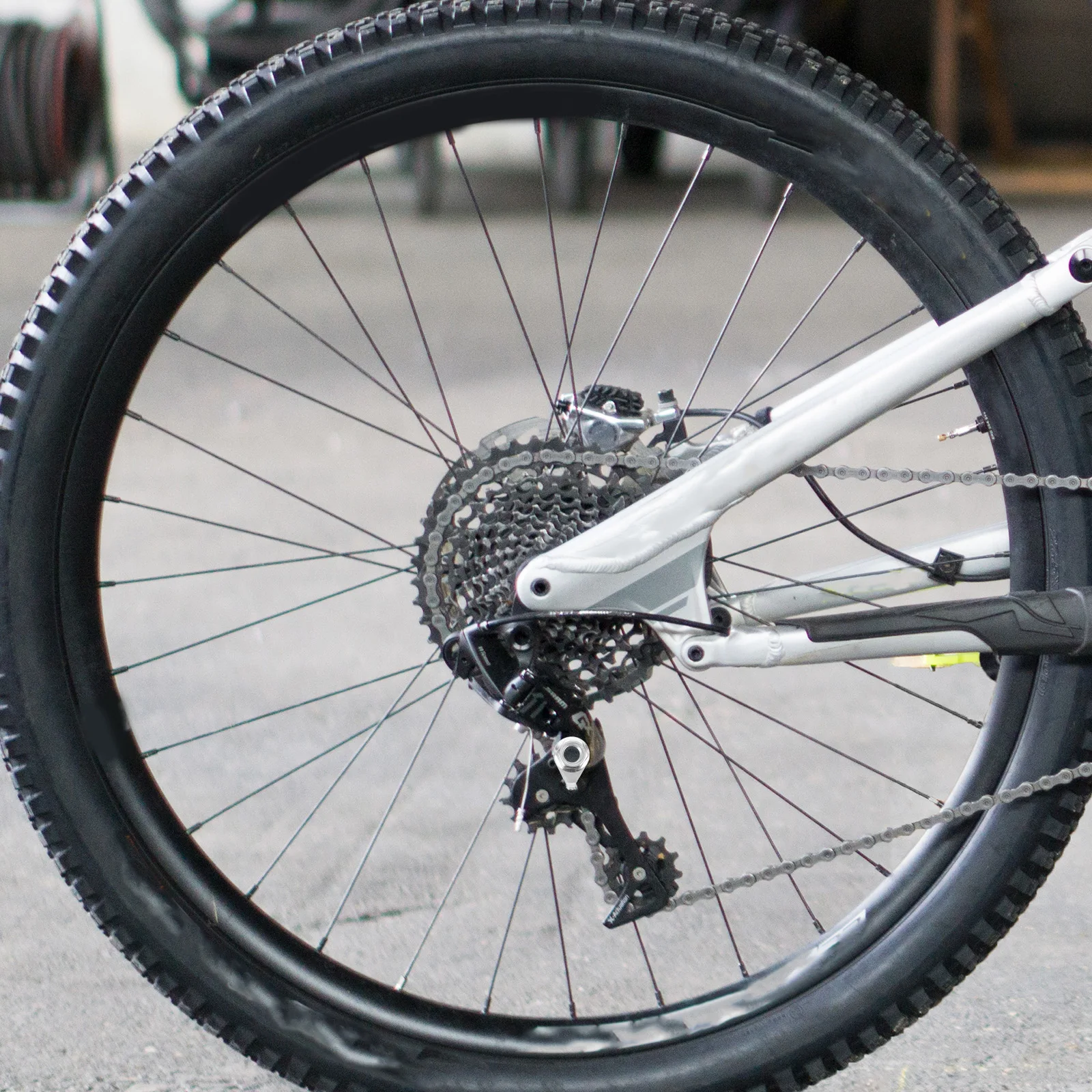 

6Sets Lightweight Carbon Steel Bike Axle Nuts Durable Hanger Flange Nuts Protective Washers Kit for Cycles Wheel Washers Kit