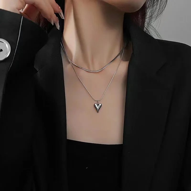 Double Layered Love Heart Pendant Necklace for Women Simple Neck Chain Jewelry
