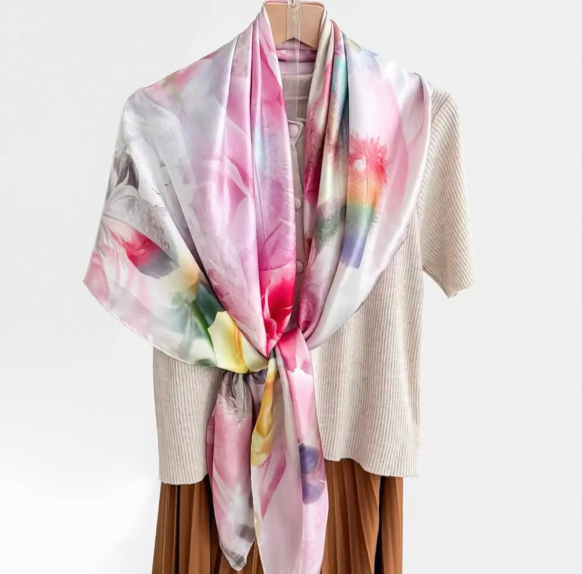 Women's 100% Mulberry Silk Scarf 108cm Botanical Floral Digital Print Soft Satin Office Travel Daily Wear Accessory
