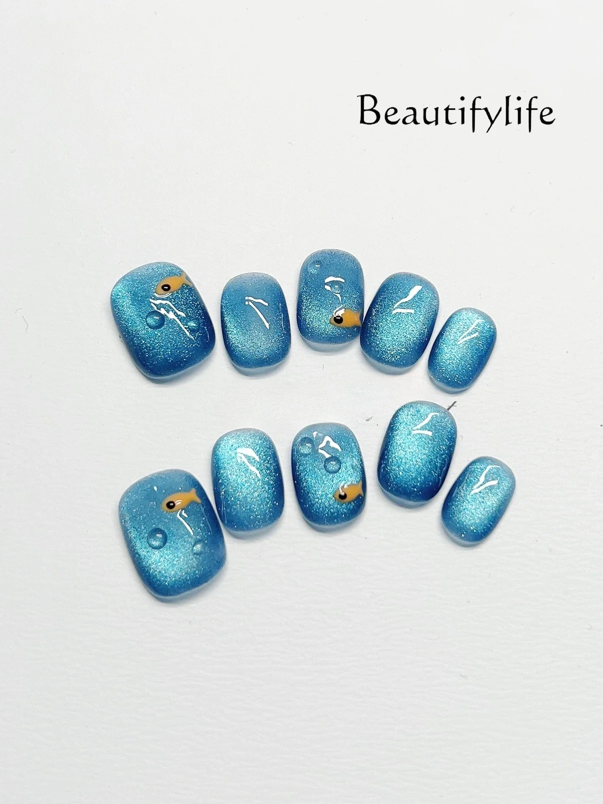 

Handmade Wearing Nail Short Cat's Eye Blue Light Rain Whitening Nail Patch